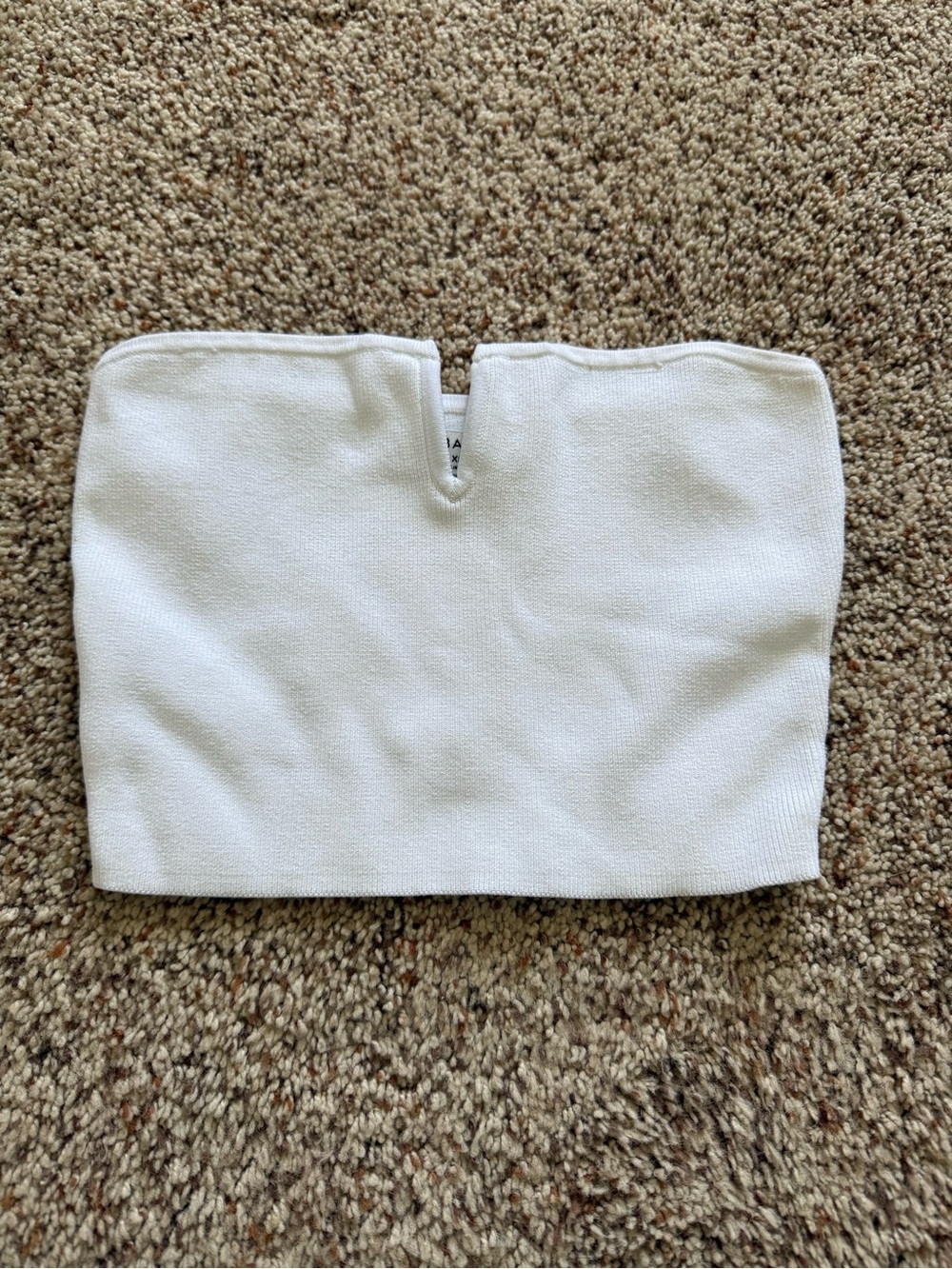 Aritzia Babaton Sculpt Knit White Strapless V-Notch Tube Top